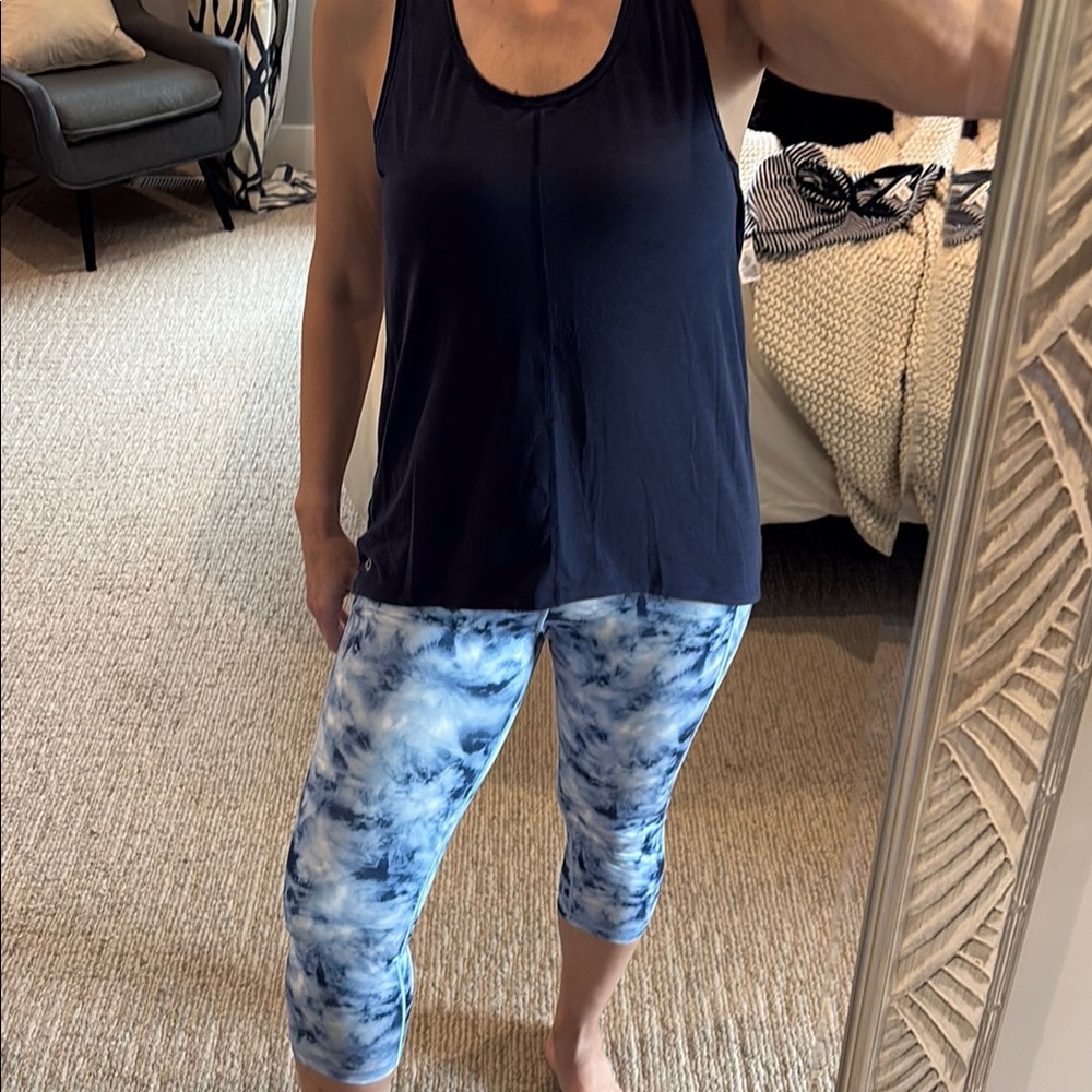 Gap Navy Tank Top with Blue Tie-Dye Cropped Leggings